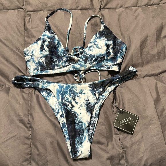 Forever Young Bikini - Picture 1 of 4